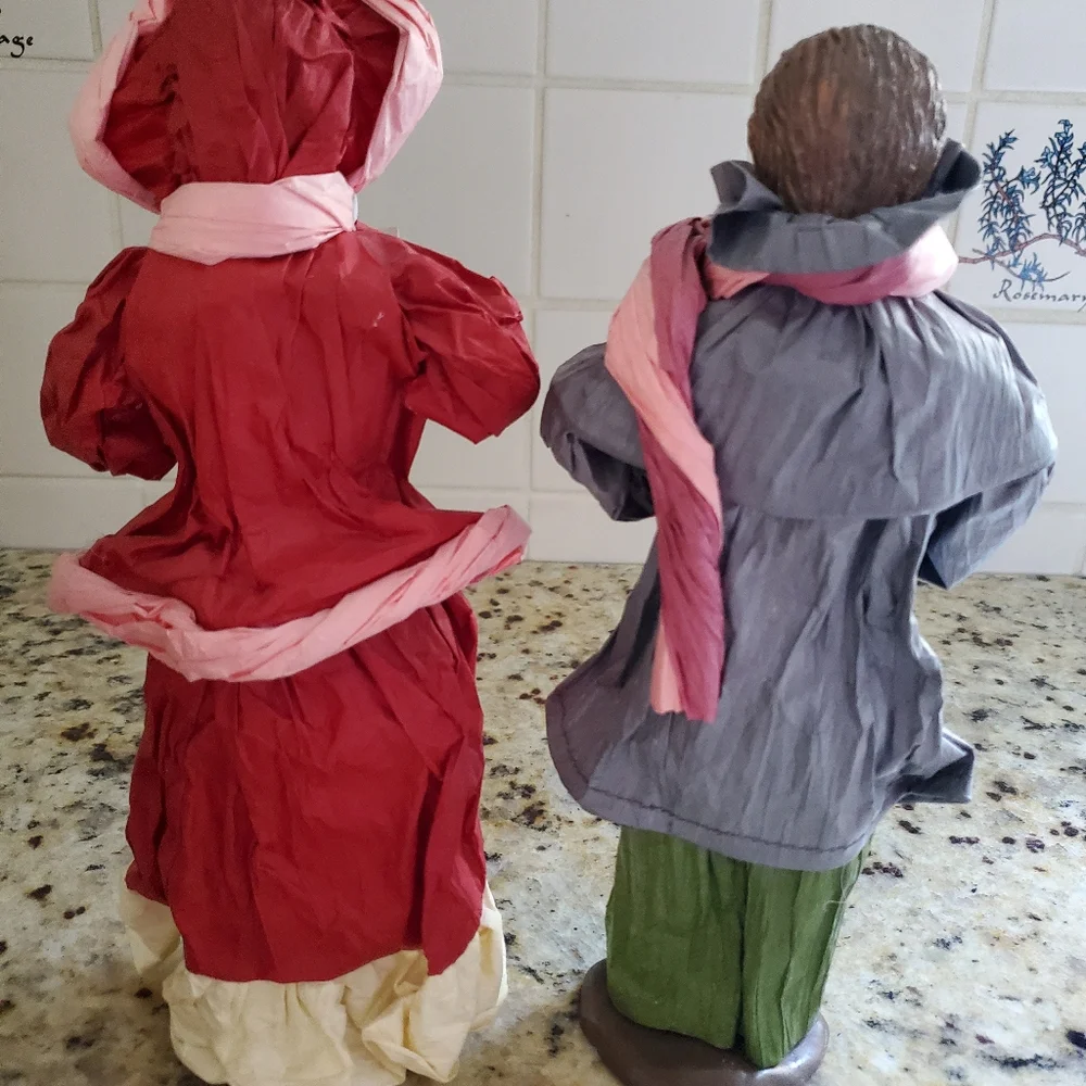Christmas Carolers Paper Mache Set of 4